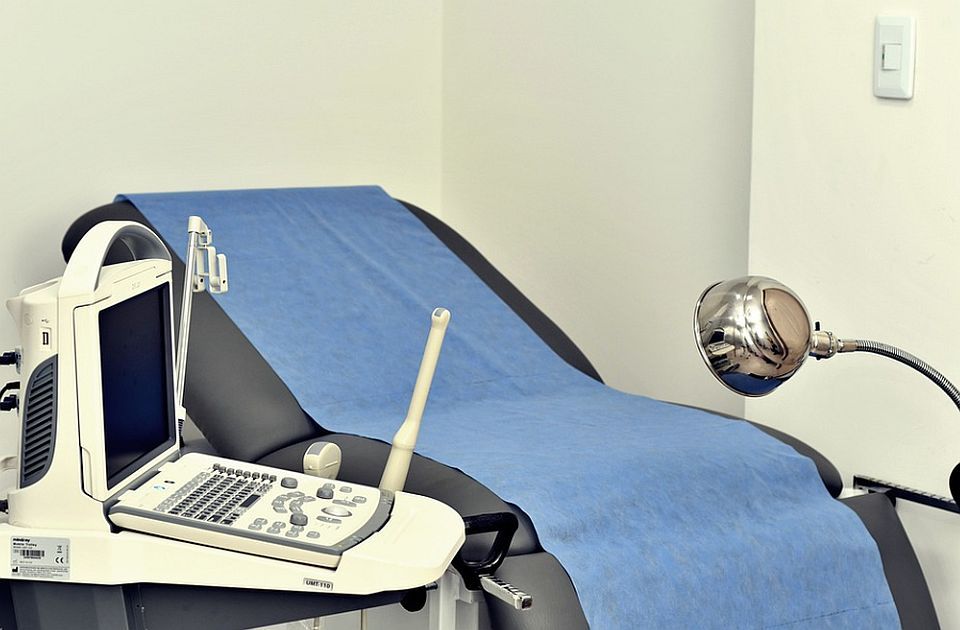 Dom zdravlja Novi Sad pozvao žene da besplatno zakažu preventivni ginekološki pregled i papa test