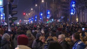 Organizatori apeluju da se na proteste ne nose vešala