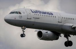 Zbog pretnje štrajka Lufthanza za sutra otkazala gotovo sve letove u Nemačkoj