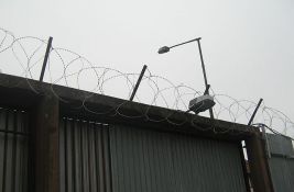 Suspendovan bivši upravnik zatvora u Padinskoj Skeli i još 10 zaposlenih posle ubistva osuđenika