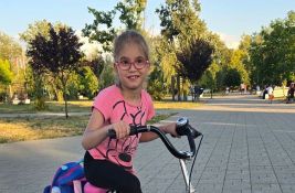 Humanitarni ponedeljak na Štrandu za Anu Milić