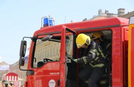 VIDEO: Ponovo goreo napušteni objekat na Detelinari
