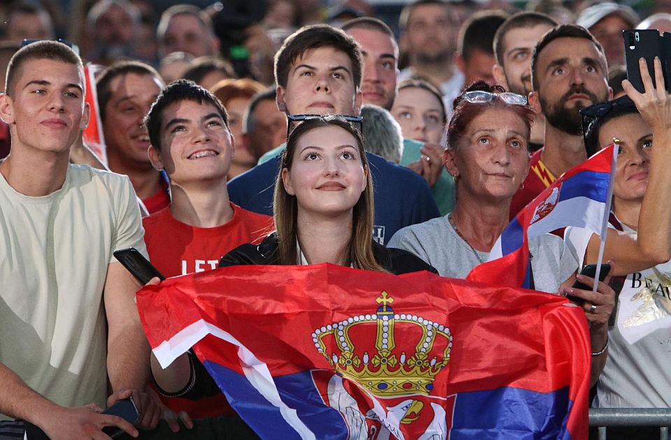 Hiljade navijača dočekalo Đokovića: "Inat je nešto što simboliše duh našeg nebeskog naroda"