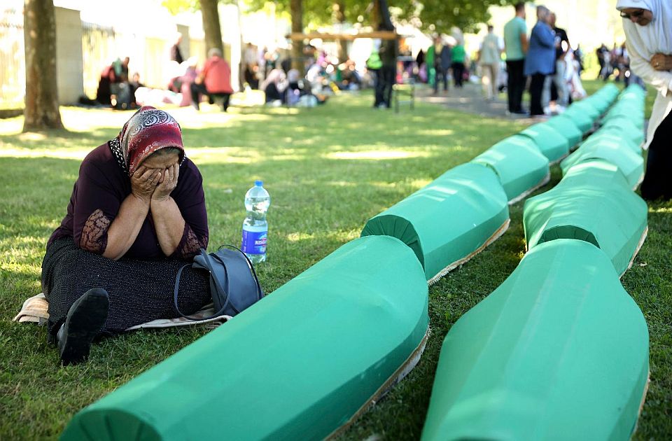 Stejt department: SAD nikada neće zaboraviti žrtve Srebrenice