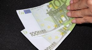 UNESKO katedra za bioetiku: Nejasni kriterijumi dodele 80.000 evra za brigu o starima organizaciji Bebe Popovića