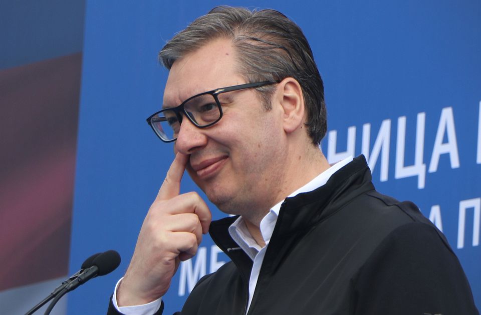 Vučić proglašen počasnim građaninom Gradiške: Srbija ovom gradu donirala 750.000 evra