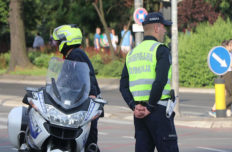 Novosadska policija isključila iz saobraćaja vozača "zbog mogućnosti odlaska u inostranstvo"