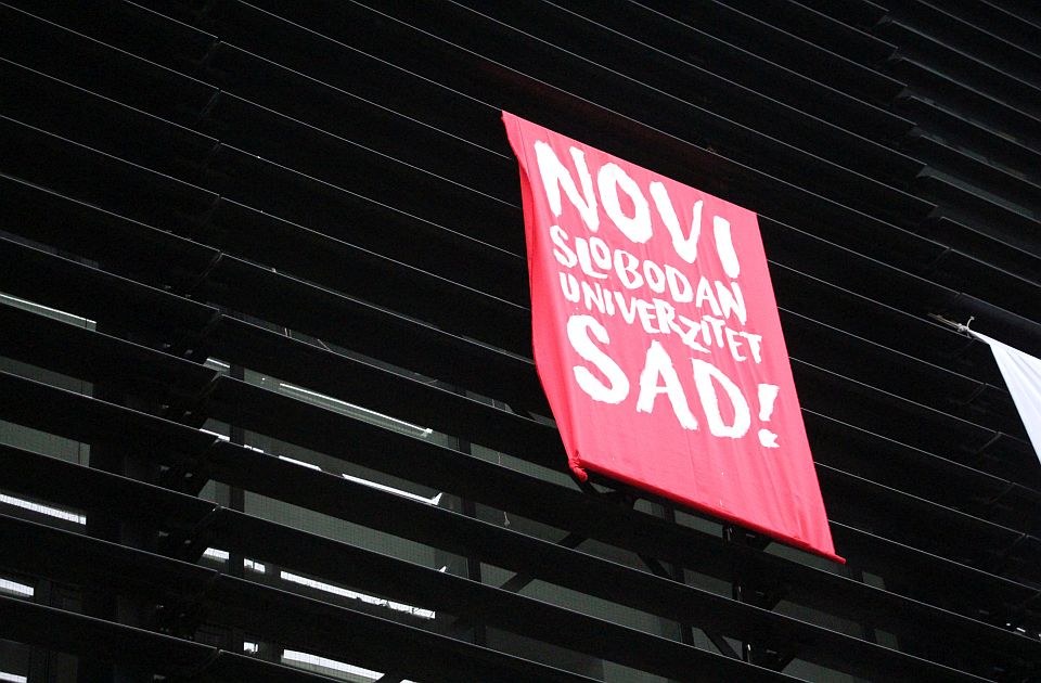 Profesori Slobodnog univerziteta traže od novosadskih fakulteta da raspišu konkurs za upis studenata Profesori Slobodnog univerziteta traže od novosadskih fakulteta da raspišu konkurs za upis studenata