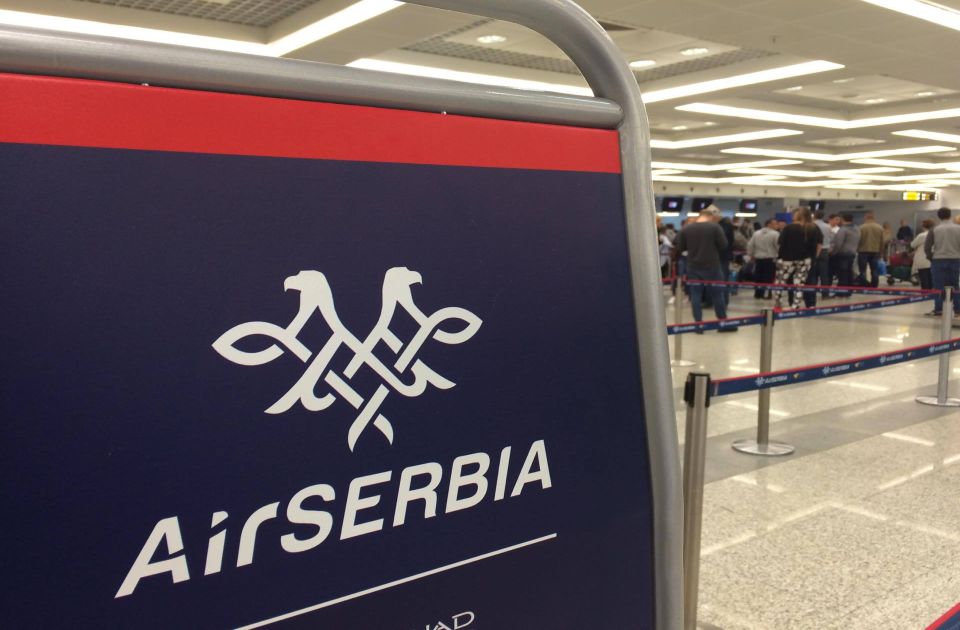 Sinu Predraga Kona i rođaci Darije Kisić visoke pozicije u Er Srbiji