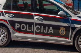 FOTO: Obrušio se deo mosta na graničnom prelazu Gradiška