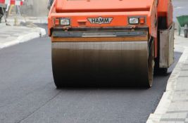 CRTA: Kampanja za izbore u nekoliko reči - pokloni, asfalt, pritisci i targetiranje