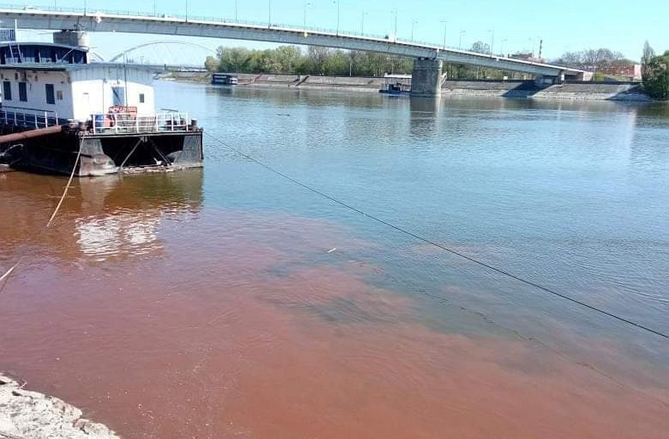 Objašnjenje o "crvenom Dunavu": Reč je o oksidima gvožđa