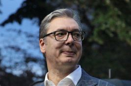 Vučić ponovo licitira terminima za izbore: Parlamentarni u oktobru ili novembru, predsednički nešto kasnije