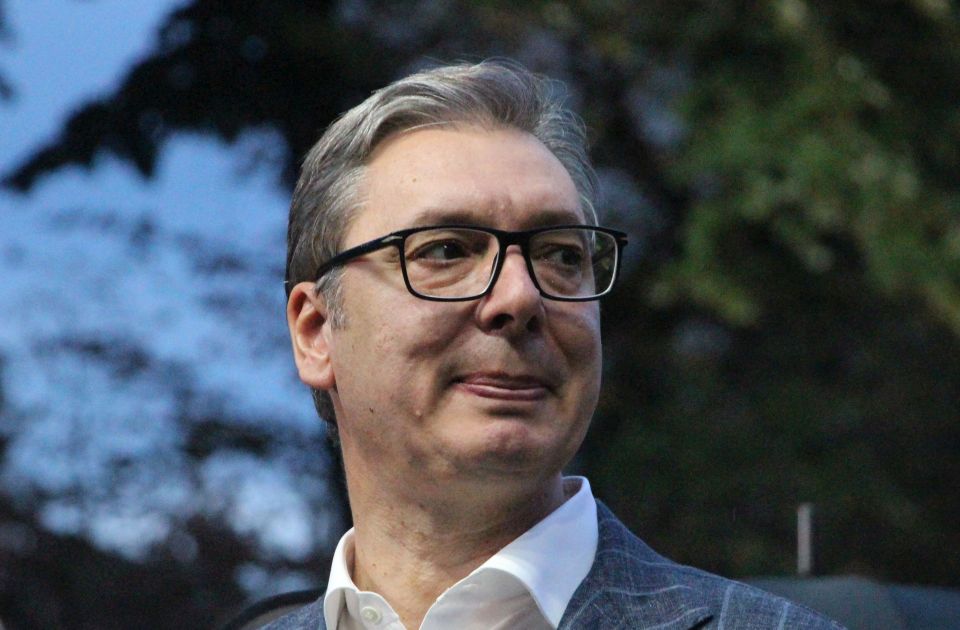 Vučić ponovo licitira terminima za izbore: Parlamentarni u oktobru ili novembru, predsednički nešto kasnije