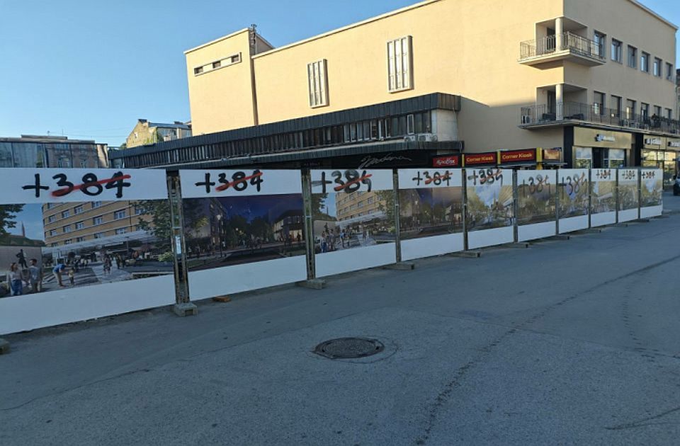 PSG o grafitima +384 u centru Novog Sada: "Izmišljena tema kako bi se sakrili stvarni problemi"