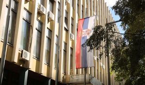 Produžen pritvor ultimatfajteru koji je prebio bivšu suprugu u Novom Sadu