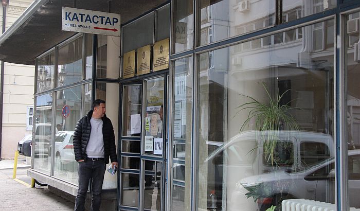 Obustava rada u katastru u Novom Sadu i dalje traje, direktor RGZ o "političkom štrajku"