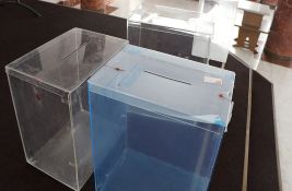 Institut Kareja: Masovno prijavljivanje fantomskih glasača u mestima gde su u nedelju lokalni izbori