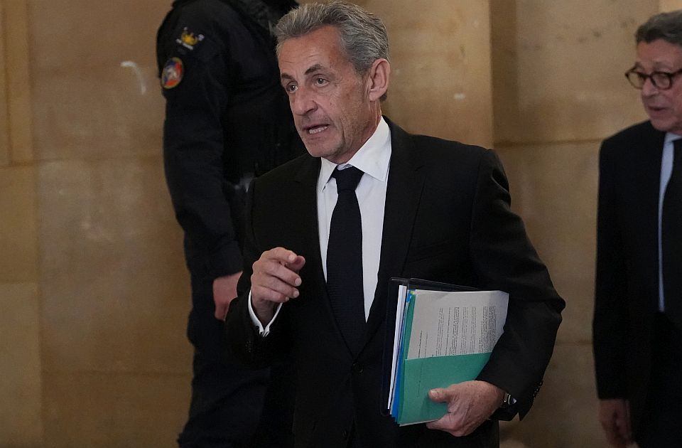 Tužioci traže da bivši predsednik Francuske Sarkozi ponovo ide u zatvor, sada na sedam godina 