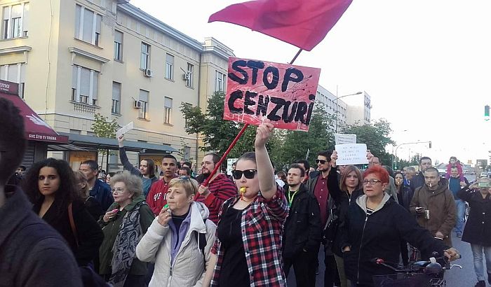 FOTO: Završen 16. "Protest protiv diktature", sutra se ide u Beograd