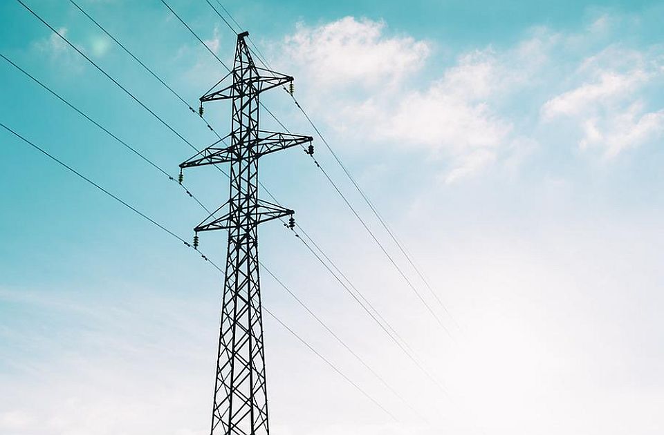 Elektrodistribucija: Više od 900 lokacija u Šidu imalo struju zbog agregata, normalizacija u toku