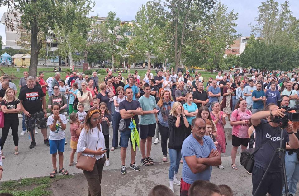 FOTO, VIDEO Završen protest u Bačkoj Palanci: Naredni u nedelju, biće objavljeno kada kreću blokade