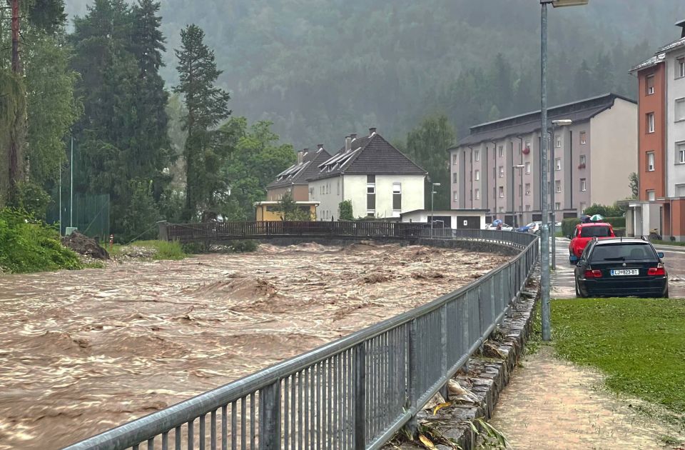 VIDEO FOTO: Najgore poplave u istoriji Slovenije, nevreme i širom Hrvatske