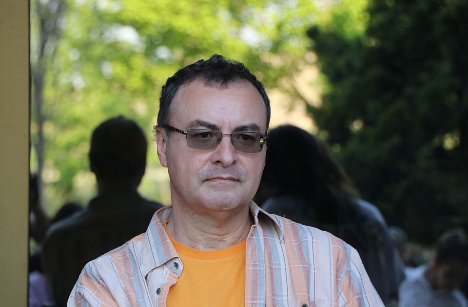 Bakić: Režim je dan pred izbore počeo da iznosi novac iz Srbije preko Batrovaca