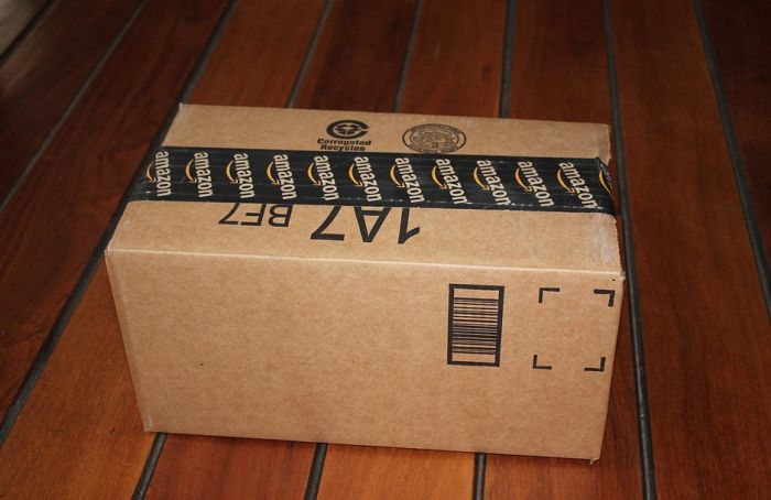 Amazon sklopio ugovor sa poštom Hrvatske - Imaju li potrošači u Srbiji koristi od toga?