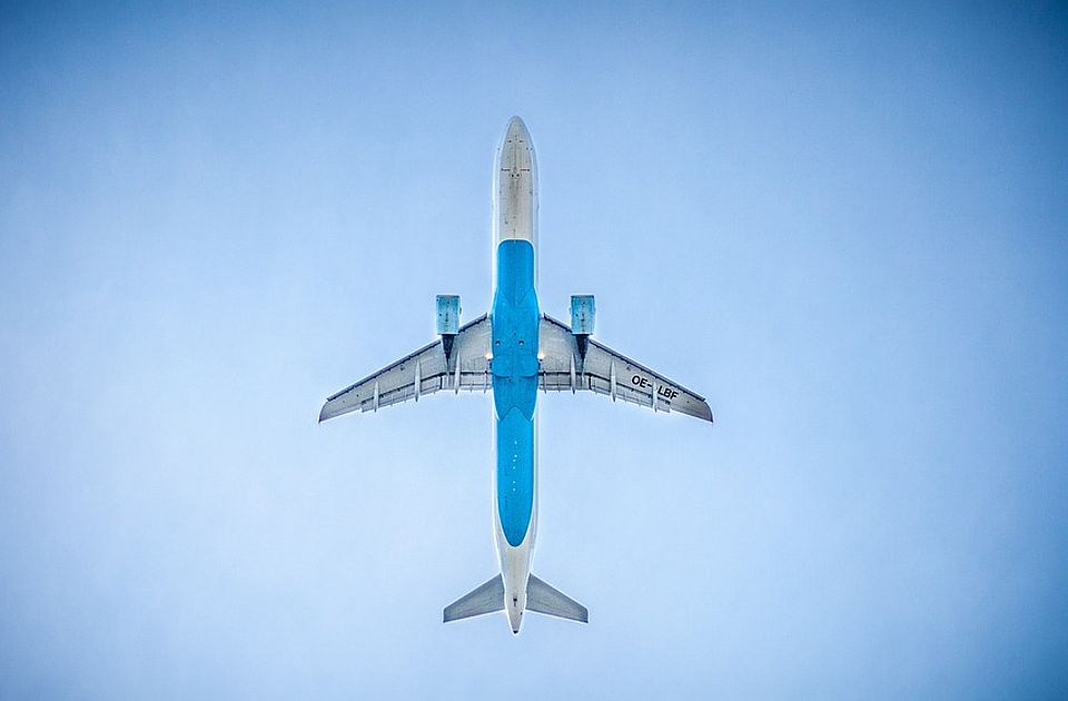 Dva kineska aviona zamalo se sudarila iznad Sibira Dva kineska aviona zamalo se sudarila iznad Sibira