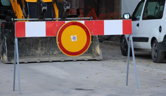 Do srede zabranjen saobraćaj u delu Sremskih Karlovaca 