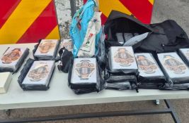 Dve torbe sa 16 paketa kokaina zaplenjene na granici sa Hrvatskom