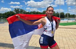 Jovana Arsić osvojila zlato na veslačkom Svetskom kupu u Plovdivu 
