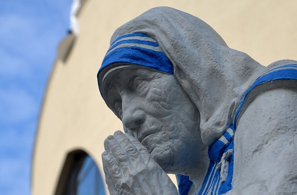 Na današnji dan: Rođeni Hegel i Majka Tereza, usvojena Deklaracija o Kosovu i Metohiji