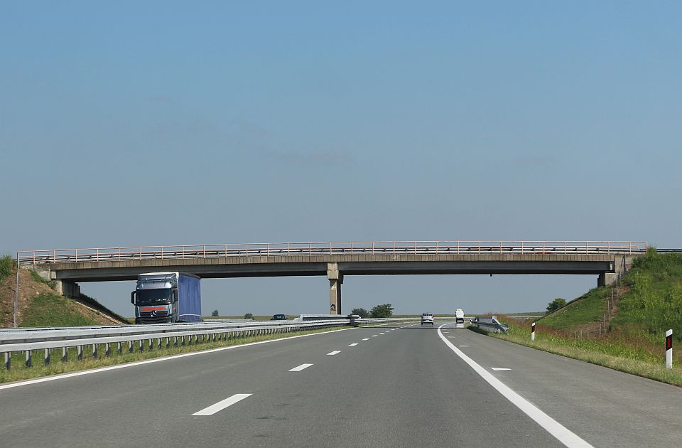 Izmenjen režim saobraćaja na deonici auto-puta petlja Novi Sad Istok - petlja Novi Sad Jug
