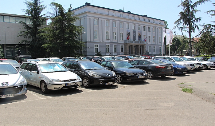 Počinje izdavanje parking nalepnica za osobe sa invaliditetom