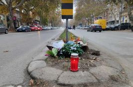 Preminula devojka koja je povređena u nesreći u Jevrejskoj kada se vozač BMW-a zakucao u taksi