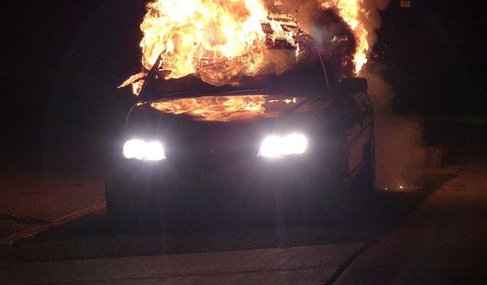 Zapaljen automobil svedoka u procesu protiv Darka Šarića