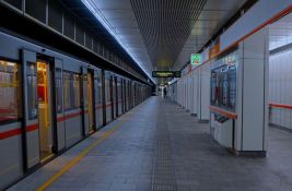 Državljanin Srbije učestvovao u tuči u bečkom metrou, jednom studentu odgrizao deo uveta