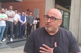 Dekan Drid: Nema blokade fakulteta niti policije u zgradi, pronađeno rešenje