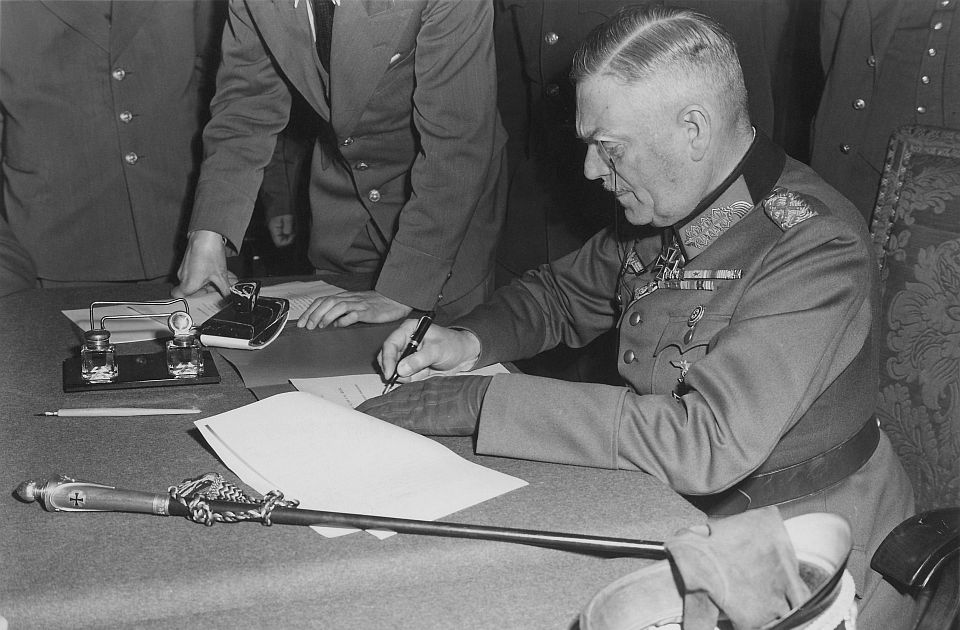 Na današnji dan: Završen Drugi svetski rat u Evropi, predstavljena Šumanova deklaracija