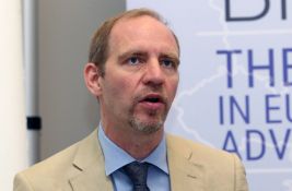 Biber: Moguće je da obe strane proglase pobedu i Srbija zapadne u veliku neizvesnost