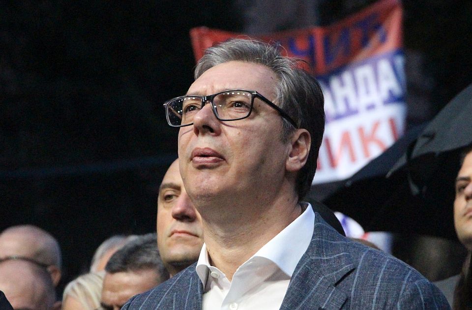 Vučić: Sutra određujemo cenu goriva, to će ići na realnih 250 dinara za dizel, možda i preko