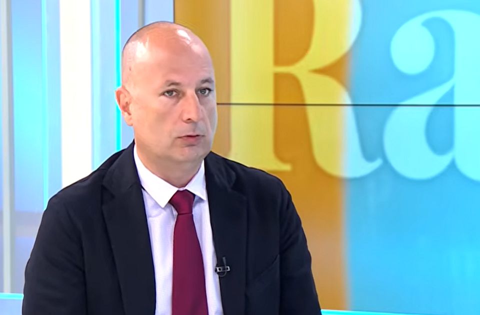 Međak: Crna Gora pokazala kako se ulazi u EU, Srbija bliža Gruziji 