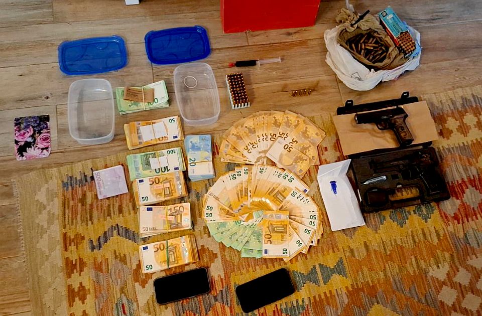 FOTO, VIDEO: U Novom Sadu i drugim gradovima hapšenja članova grupe koja je švercovala drogu po Evropi