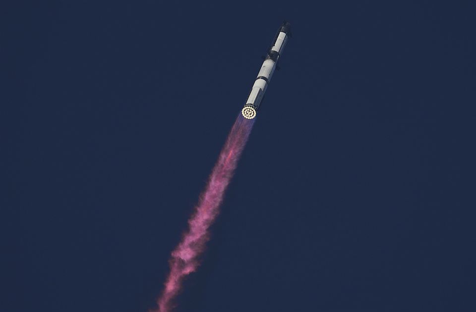 VIDEO: SpaceX nakon dva odlaganja uspešno lansirao Starship VIDEO: SpaceX nakon dva odlaganja uspešno lansirao Starship