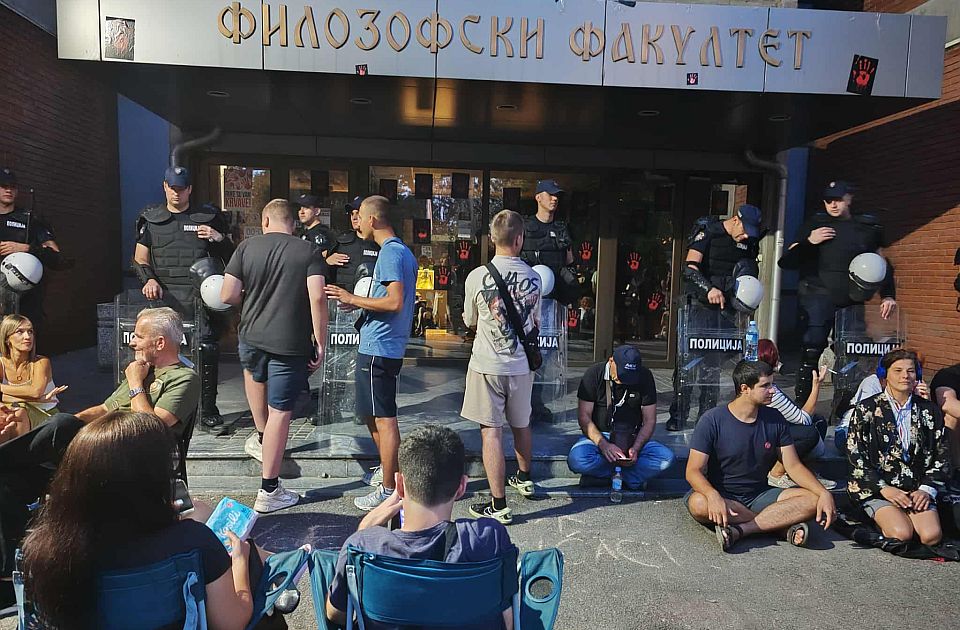 Vukadinović: Studentske blokade došle do nekakvog zida, a Vučićevi skupovi doživeli fijasko Vukadinović: Studentske blokade došle do nekakvog zida, a Vučićevi skupovi doživeli fijasko
