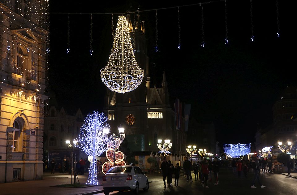 Mali novosadski vodič za utorak: Jutro u minusu, veče u pozorištu