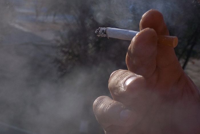 U Srbiji trećina zdravstvenih radnika puši