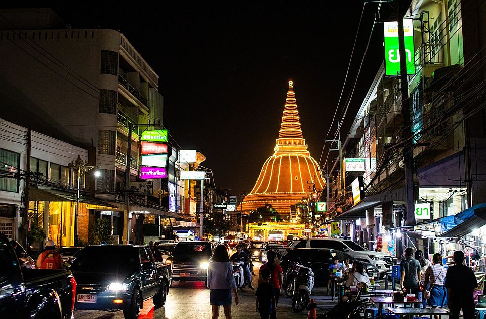 Tajland želi da privuče turiste: Noćni barovi će moći da rade duže